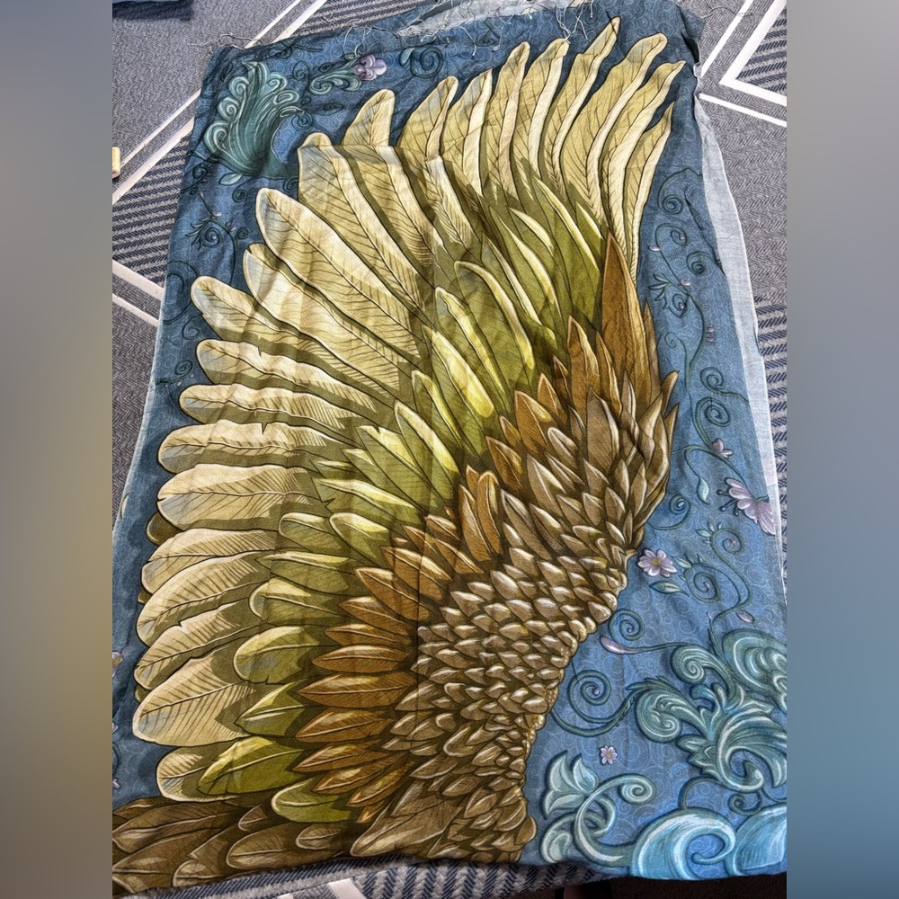 Beautiful and Artistic Wing Pattern Scarf